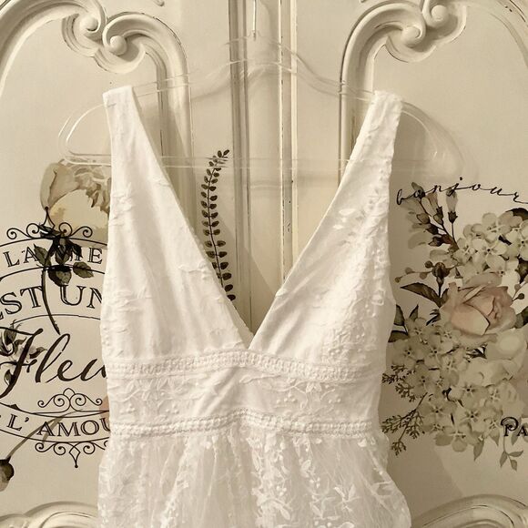 Lulus Sweetest Beloved Maxi Dress Women's L White Mesh Embroidered NWT - Picture 7 of 13